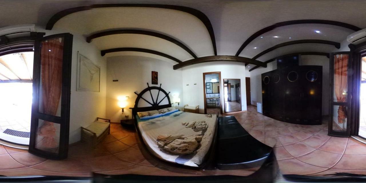 Aurelio Rapillo Hotel Latina Kültér fotó