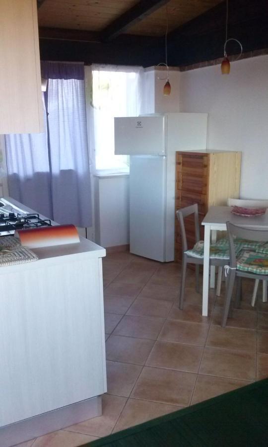 Aurelio Rapillo Hotel Latina Kültér fotó