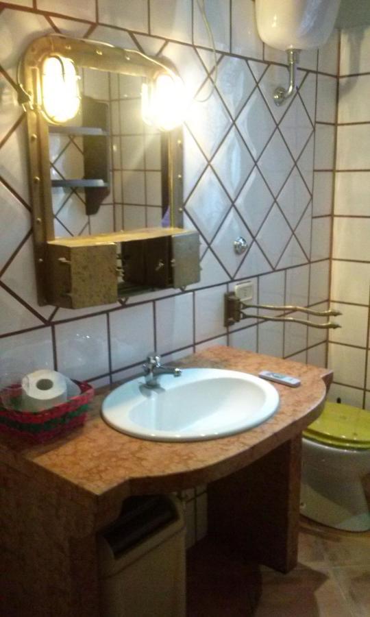 Aurelio Rapillo Hotel Latina Kültér fotó